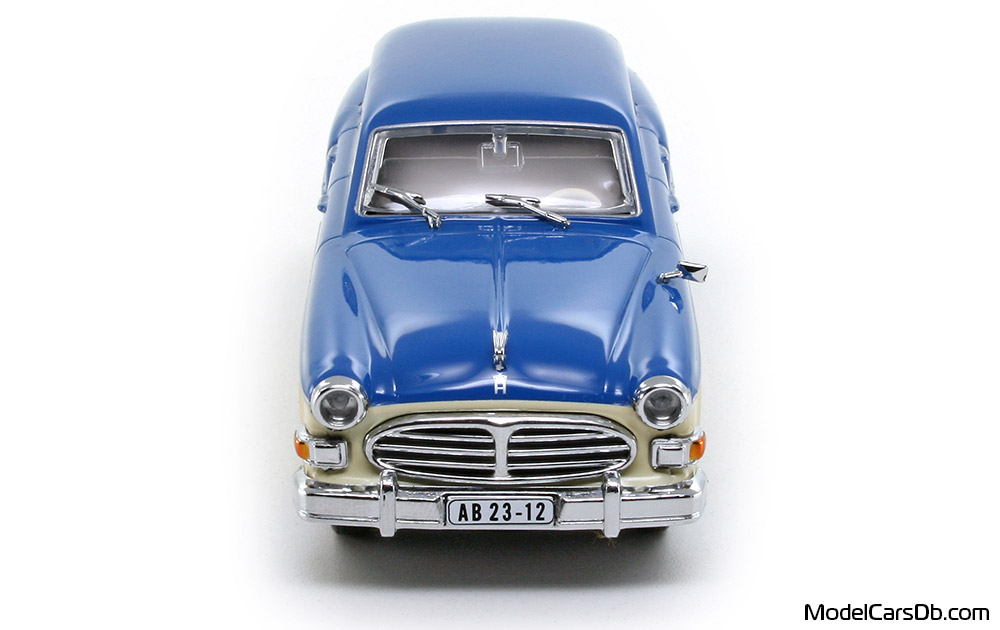 1956 - Sachsenring P240 Altaya 1/43 (Син / Бял) Предница