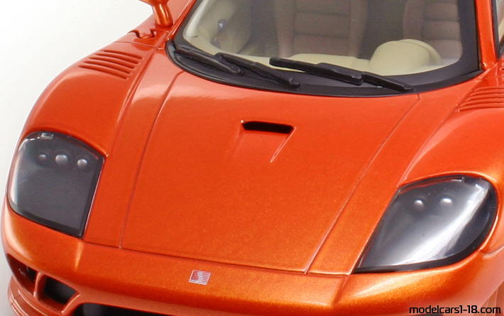 2000 - Saleen S7 Hot Wheels 1/18 (Оранжев) Багажник / Отварящи се фарове