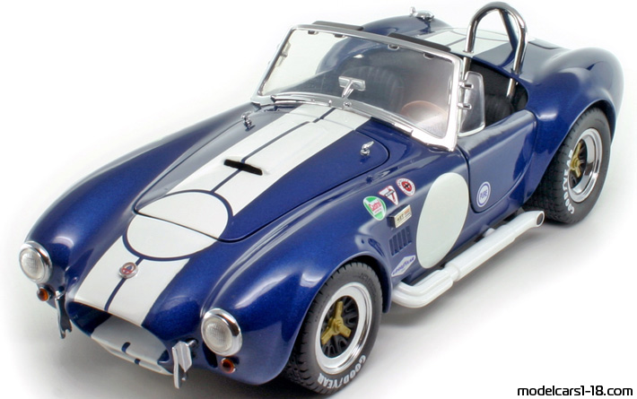 1964 - Shelby Cobra 427 S/C Kyosho 1/18 (Син / Бял) Предна лява страна