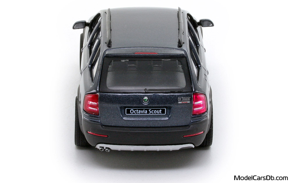 2007 - Skoda Octavia Scout Abrex 1/43 (Сив) Задница
