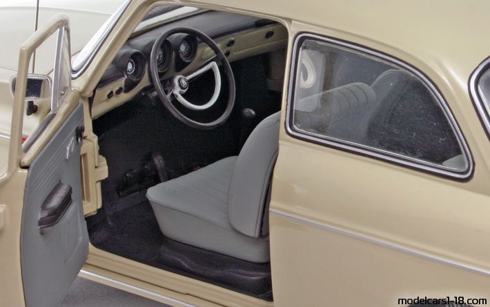 1969 - Volkswagen 1600 L Minichamps 1/18 (Злаетн) Интериор арматурно табло