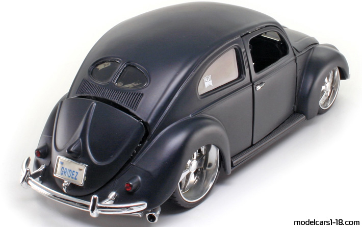 1951 - Volkswagen Beetle (Kaefer) Maisto 1/18 (Черен) Задна дясна страна