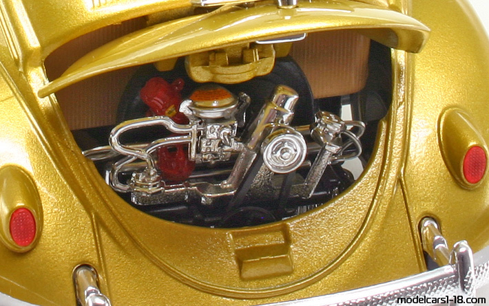 1955 - Volkswagen Beetle (Kaefer) Bburago 1/18 (Жълт) Двигател