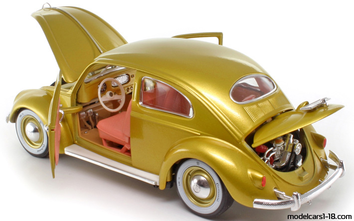 1955 - Volkswagen Beetle (Kaefer) Bburago 1/18 (Жълт) Отваряеми части