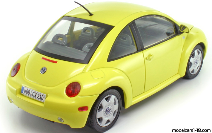 1999 - Volkswagen New Beetle Solido 1/18 (Жълт) Задна дясна страна