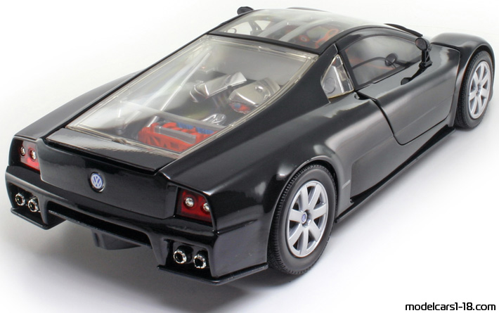 1997 - Volkswagen W12 Nardo Concept Motor Max 1/18 (Черен) Задна дясна страна