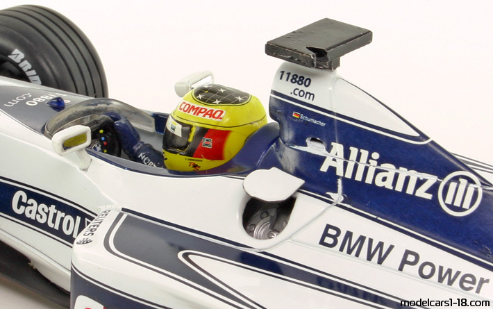 2000 - Williams BMW FW22 Hot Wheels 1/18 (Бял / Син) Интериор арматурно табло