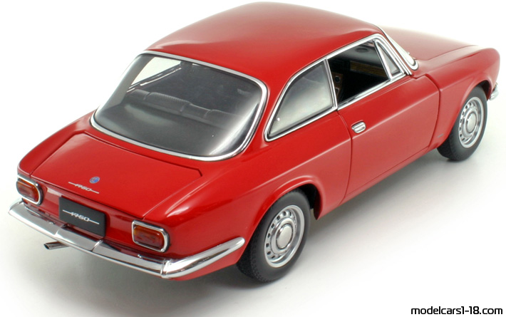 1967 - Alfa Romeo 1750 GTV AutoArt 1/18 (Rot) Hinten rechte seite