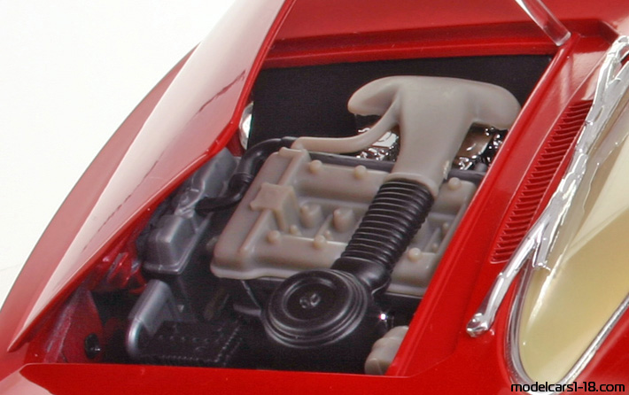 1965 - Alfa Romeo Giulia Sprint GTA Road Signature 1/18 (Rot) Motor