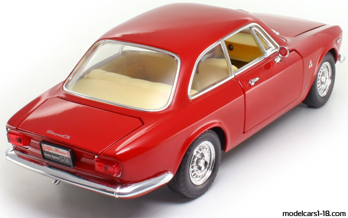 1965 - Alfa Romeo Giulia Sprint GTA Road Signature 1/18 (Rot) Hinten rechte seite