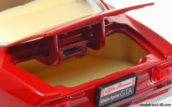 1965 - Alfa Romeo Giulia Sprint GTA Road Signature 1/18 (Rot) Kofferraum / Klappbare Scheinwerfer
