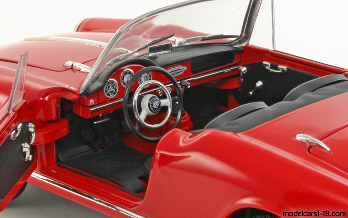 1959 - Alfa Romeo Giulietta Spider Ricko 1/18 (Rot) Innenraum Armaturenbrett