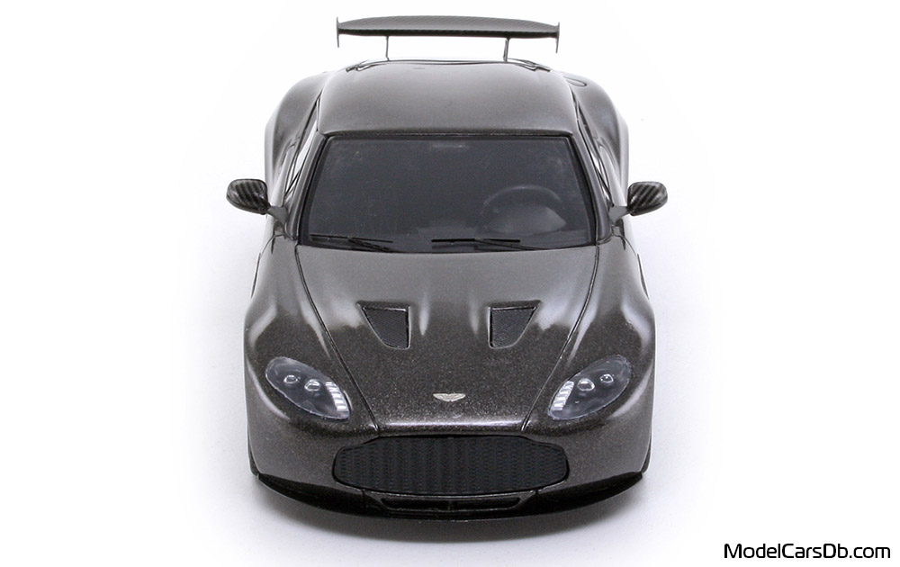 2012 - Aston Martin V12 Zagato Minichamps 1/43 (Grau) Front