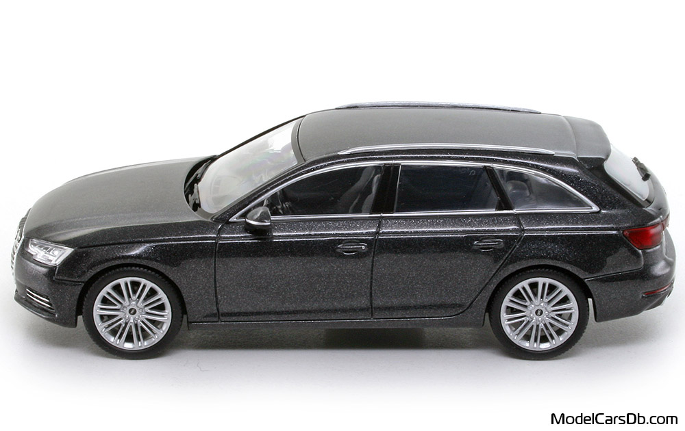 2016 - Audi A4 Avant (B9) Spark 1/43 (Grau) Seite