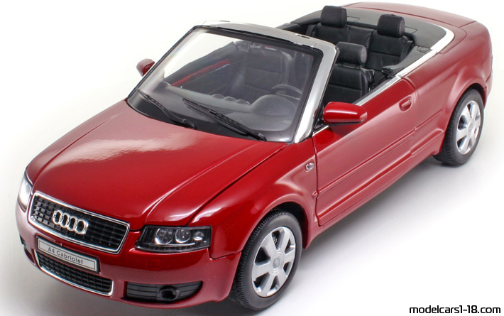 2003 - Audi A4 Cabriolet (B6) Welly 1/18 (Rot) Vorne linke Seite
