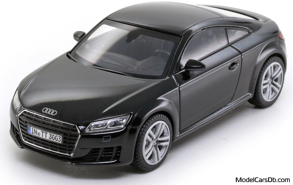 2014 - Audi TT (8S) iScale 1/43 (Black) Vorne linke Seite