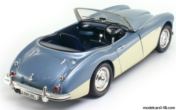 1961 - Austin Healey 3000 Mk II ERTL 1/18 (Blau / Weiß) Hinten rechte seite