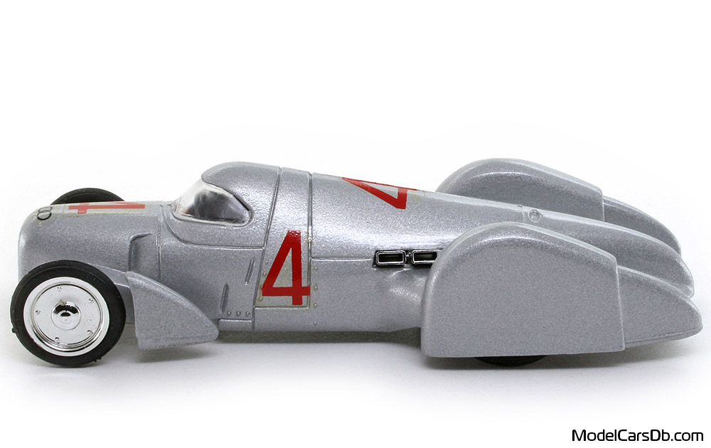 1937 - Auto Union Type B Brumm 1/43 (Silber) Seite