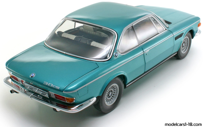 1972 - BMW 3.0 CSi (E9) Minichamps 1/18 (Grün) Hinten rechte seite