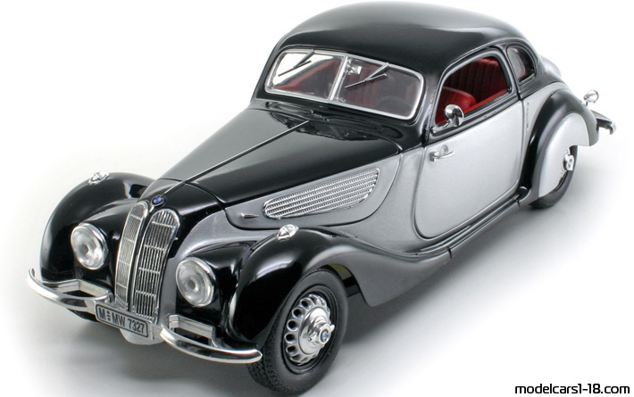 1937 - BMW 327 Guiloy 1/18 (Black / Silber) Vorne linke Seite