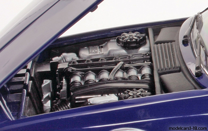 1979 - BMW 635 CSi (E24) Anson 1/18 (Blau) Motor