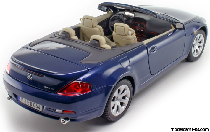 2005 - BMW 645 Ci (E64) Maisto 1/18 (Blau) Hinten rechte seite