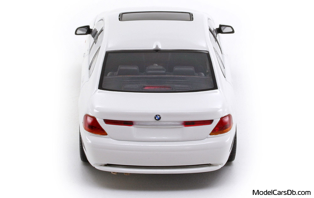 2002 - BMW 745i (E65) Minichamps 1/43 (Weiß) Heck