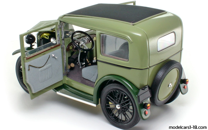 1929 - BMW Dixi 3/15 Ricko 1/18 (Braun / Grün) Zu öffnende Teile