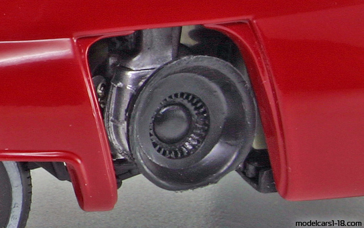 1955 - BMW Isetta 250 Camper Revell 1/18 (Rot / Weiß) Motor