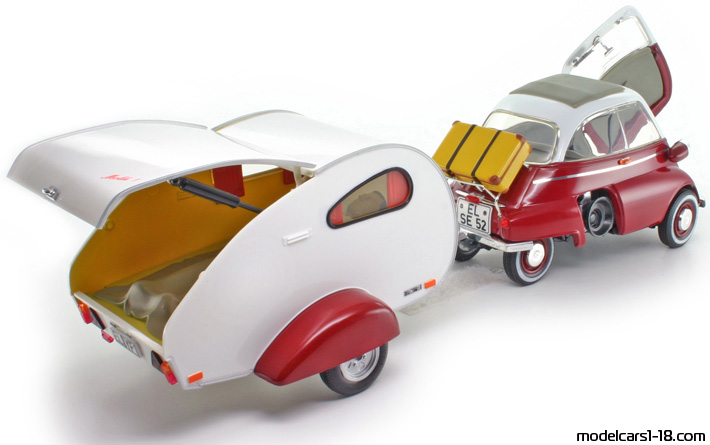 1955 - BMW Isetta 250 Camper Revell 1/18 (Rot / Weiß) Zu öffnende Teile