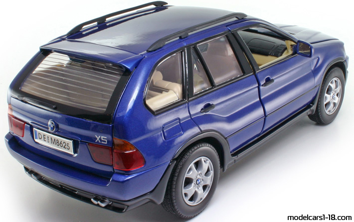 1999 - BMW X5 (E53) Mondo Motors 1/18 (Blau) Hinten rechte seite