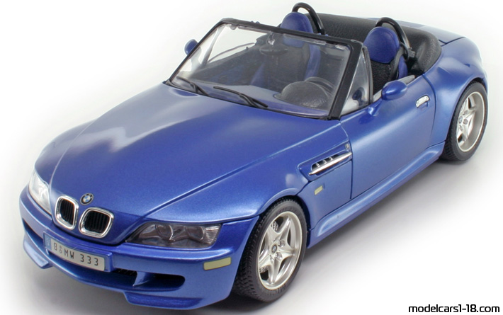 1996 - BMW Z3 M (E36/7) Bburago 1/18 (Blau) Vorne linke Seite