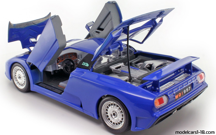 1991 - Bugatti EB 110 Bburago 1/18 (Blau) Zu öffnende Teile