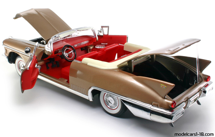 1958 - Cadillac Eldorado Biarritz (62) Road Signature 1/18 (Orange) Zu öffnende Teile