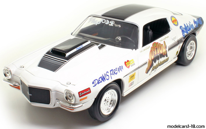 1970 - Chevrolet Camaro Baldwin Motion ERTL 1/18 (Weiß / Schwarz) Vorne linke Seite