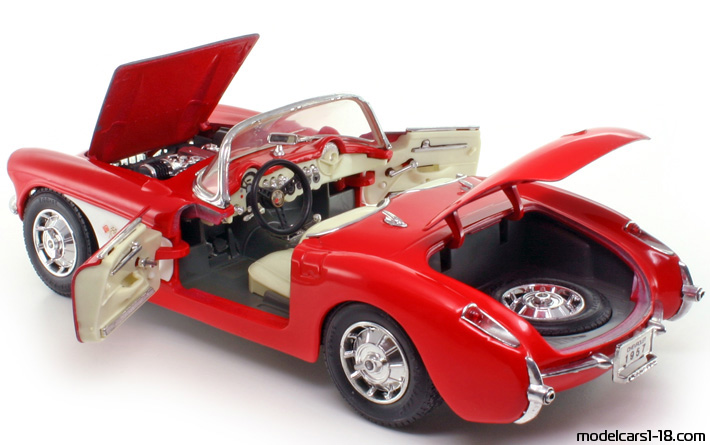 1957 - Chevrolet Corvette C1 Road Tough 1/18 (Rot / Weiß) Zu öffnende Teile