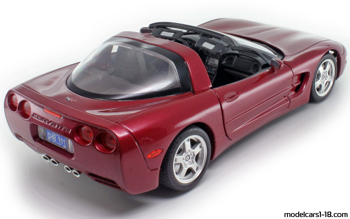 1997 - Chevrolet Corvette C5 Bburago 1/18 (Rot) Hinten rechte seite