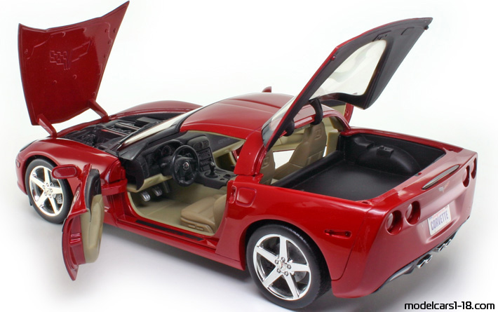 2005 - Chevrolet Corvette C6 Hot Wheels 1/18 (Rot) Zu öffnende Teile