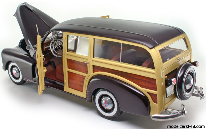 1948 - Chevrolet Fleetmaster Woody Maisto 1/18 (Braun / Orange) Zu öffnende Teile