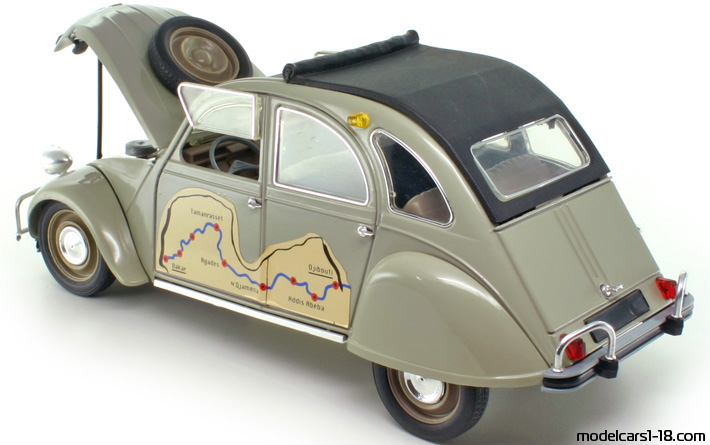 1966 - Citroen 2 CV Solido 1/17 (Braun) Zu öffnende Teile