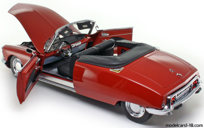 1961 - Citroen DS 19 Sun Star 1/18 (Rot) Zu öffnende Teile
