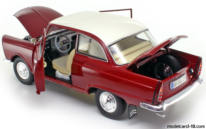 1960 - DKW Junior Revell 1/18 (Rot / Weiß) Zu öffnende Teile