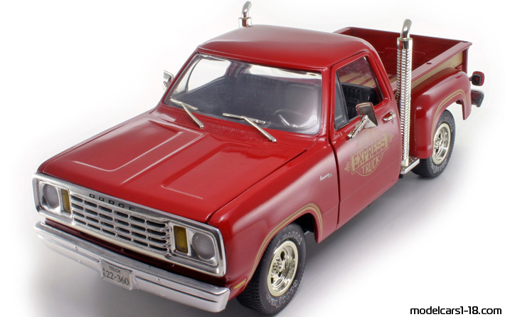 1978 - Dodge Li'l Red Express Truck ERTL 1/18 (Rot) Vorne linke Seite