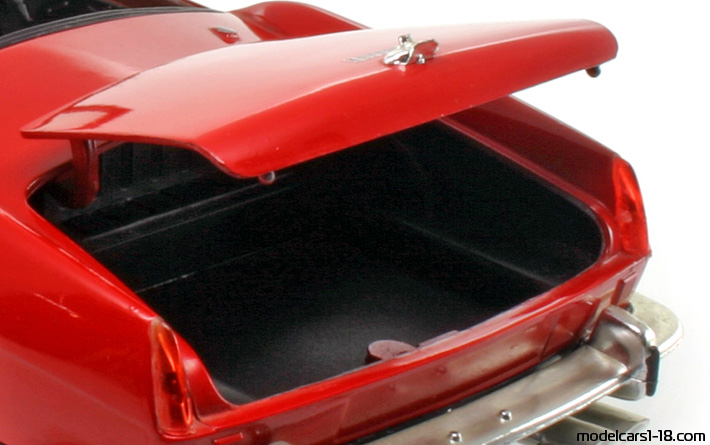 1958 - Ferrari 250 GT California Polistil 1/16 (Rot) Kofferraum / Klappbare Scheinwerfer
