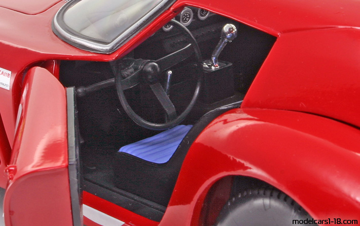 1964 - Ferrari 250 GTO Jouef Evolution 1/18 (Rot / Weiß) Innenraum Armaturenbrett