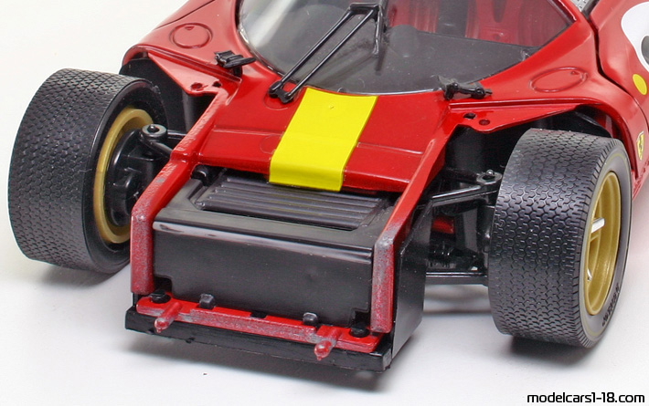 1967 - Ferrari 330 P4 Jouef Evolution 1/18 (Rot / Gelb) Kofferraum / Klappbare Scheinwerfer