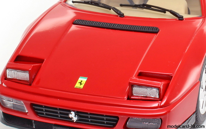 1989 - Ferrari 348 TB Polistil 1/18 (Rot) Kofferraum / Klappbare Scheinwerfer