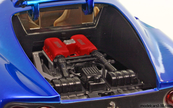 2003 - Ferrari 360 Challenge Hot Wheels 1/18 (Blau) Motor