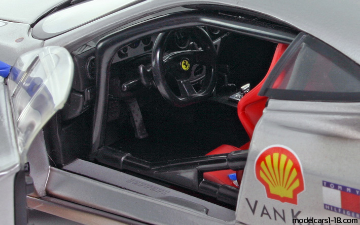 2003 - Ferrari 360 Challenge Hot Wheels 1/18 (Silber) Innenraum Armaturenbrett