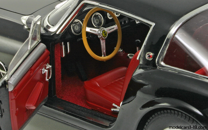 1955 - Ferrari 410 Superamerica Elite 1/18 (Schwarz) Innenraum Armaturenbrett